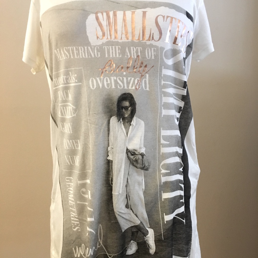 Zara FASHION Graphic Tee
